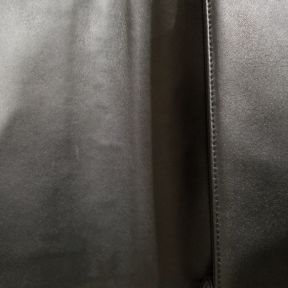 Traded Chanel Boy Bag New Medium Lambskin - Picture 8 of 16